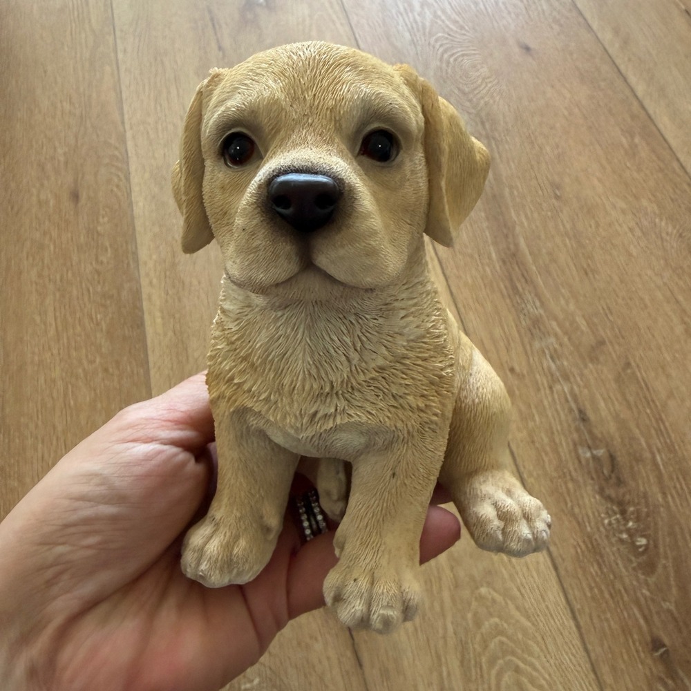 Yellow Labrador Retriever Puppy Figurine Realistic Resin Dog Statue Ornament